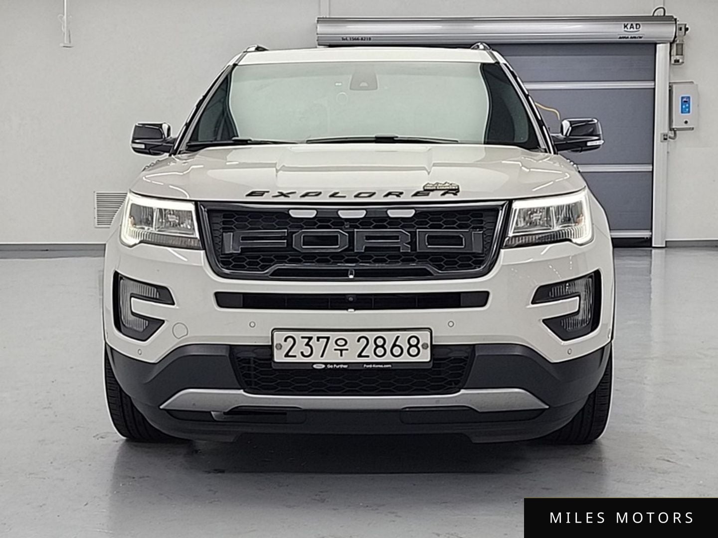 Ford Explorer 2016 — миниатюра 2