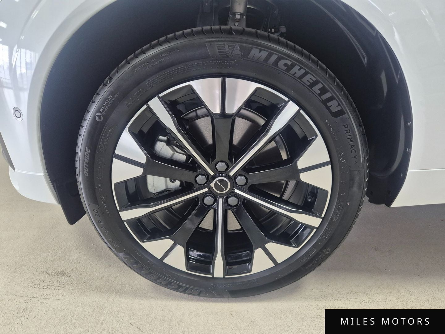 Volvo XC60 2026 — миниатюра 5