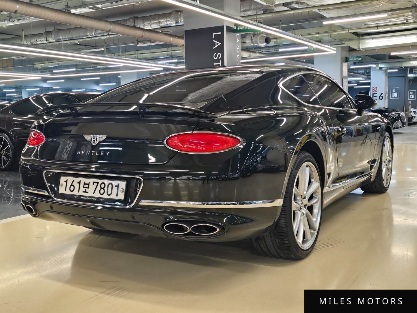 Bentley Continental GT 2023 — миниатюра 4