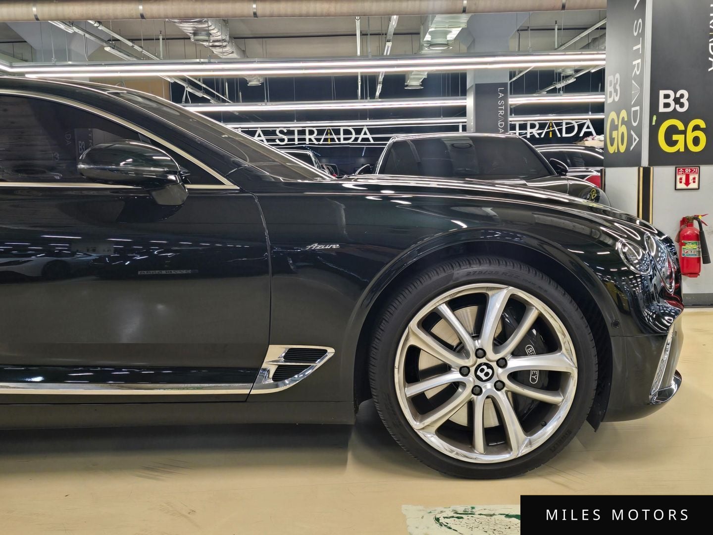 Bentley Continental GT 2023 — миниатюра 6