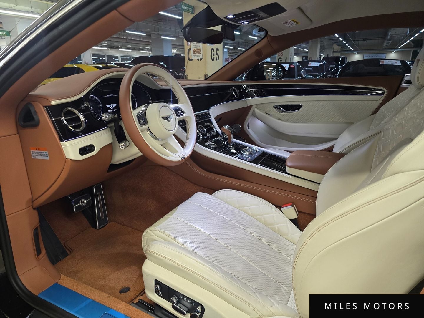 Bentley Continental GT 2023 — миниатюра 7