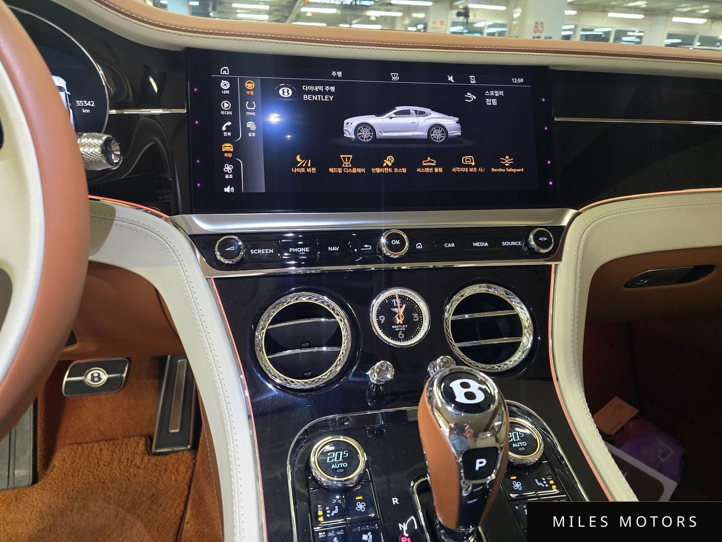 Bentley Continental GT 2023 — миниатюра 12