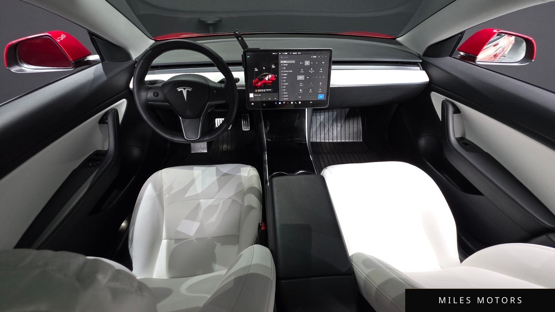 Tesla Model 3 2020 — миниатюра 10