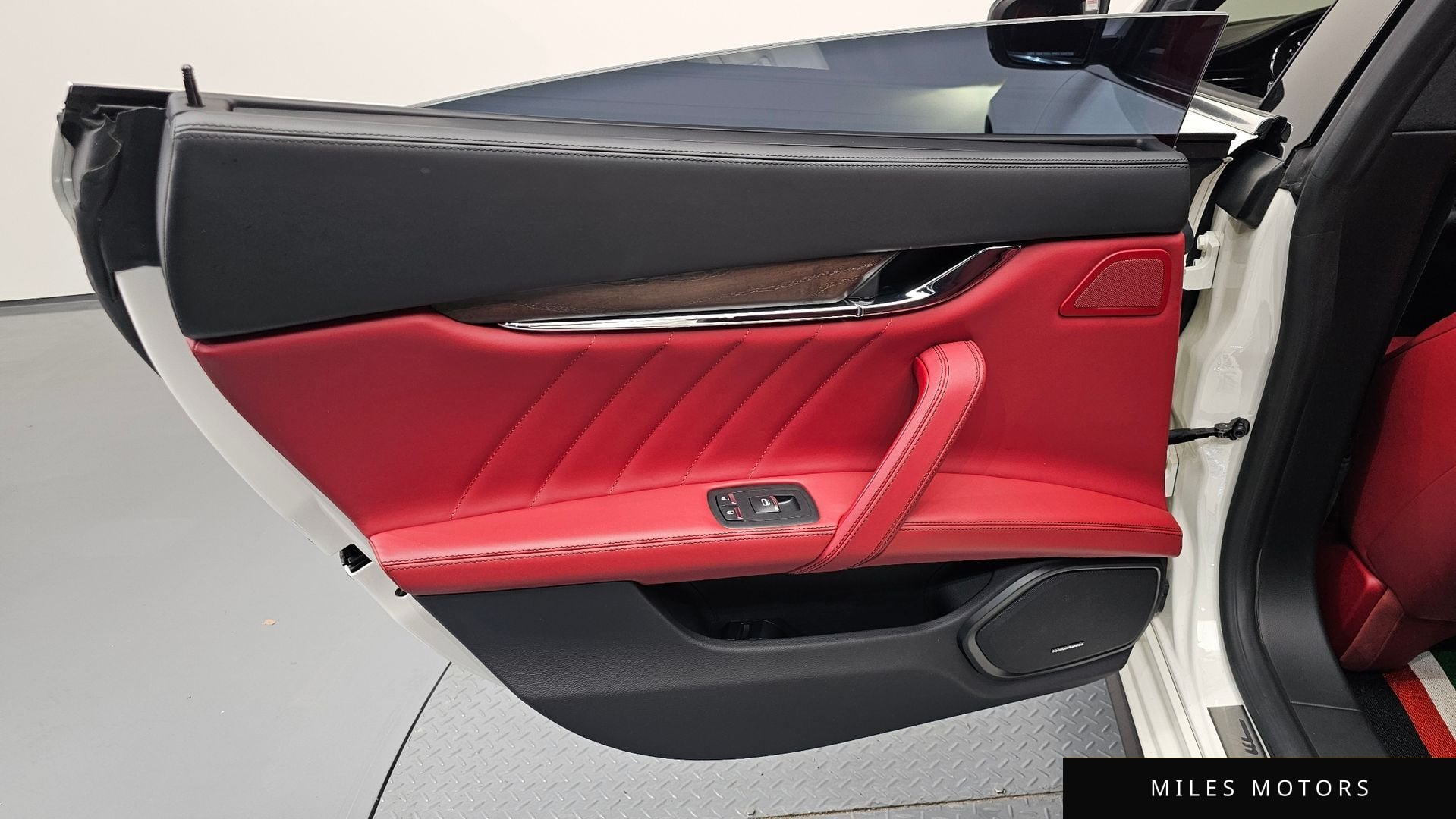 Maserati 콰트로포르테 2020 — миниатюра 15