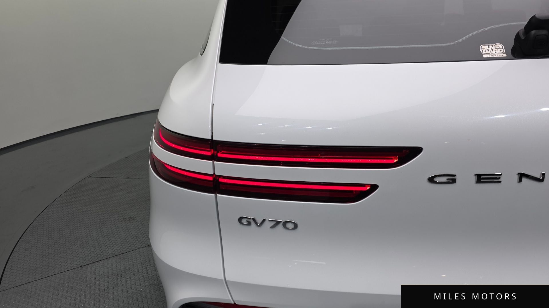 Genesis GV70 2021 — миниатюра 9