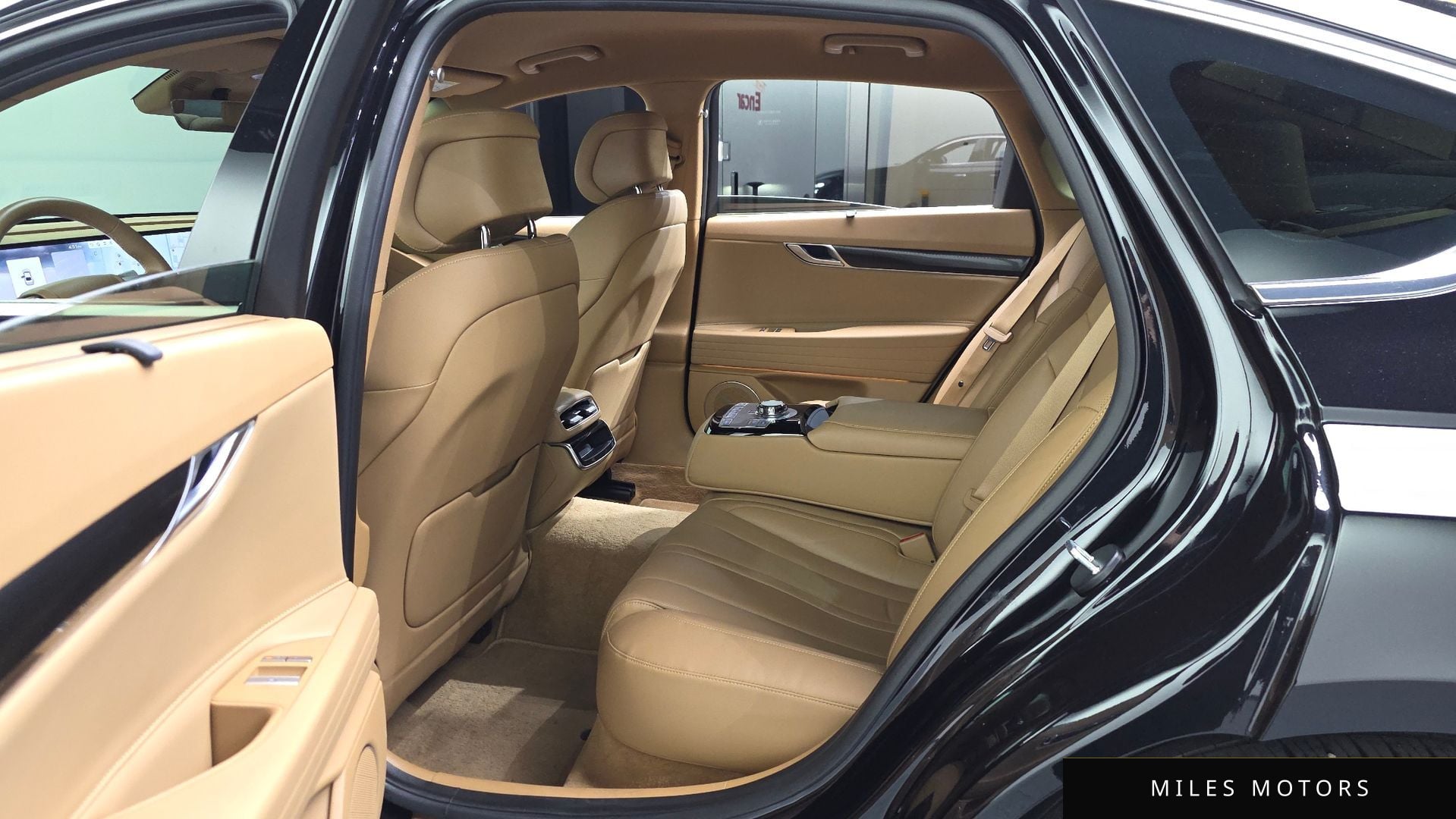 Genesis G80 (RG3) 2025 — миниатюра 17
