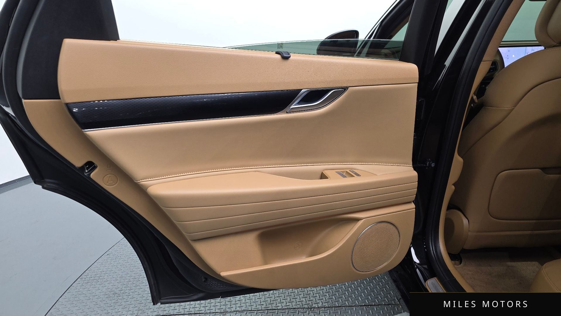Genesis G80 (RG3) 2025 — миниатюра 15