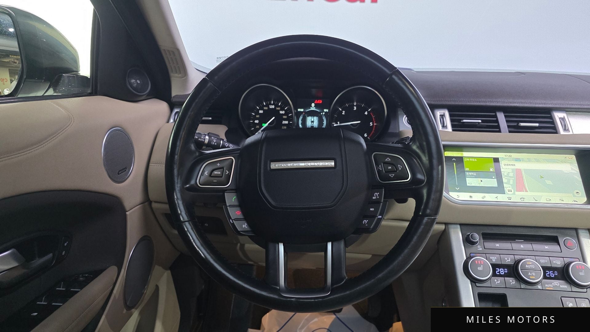 Land Rover Range Rover Evoque 2017 — миниатюра 12