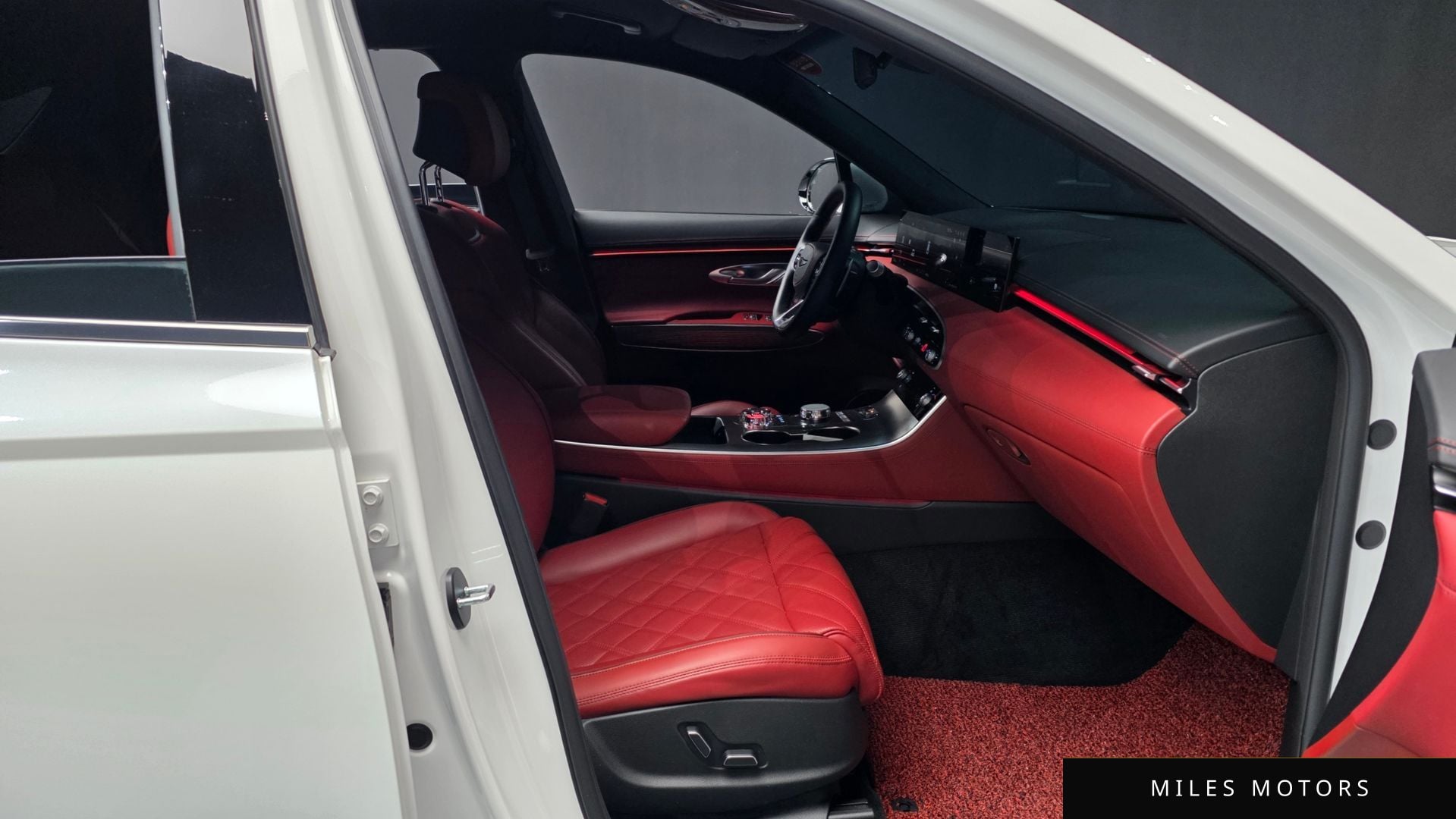 Genesis GV70 2025 — миниатюра 17