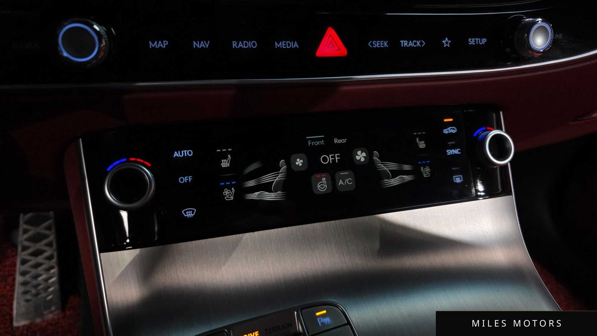 Genesis GV70 2025 — миниатюра 28