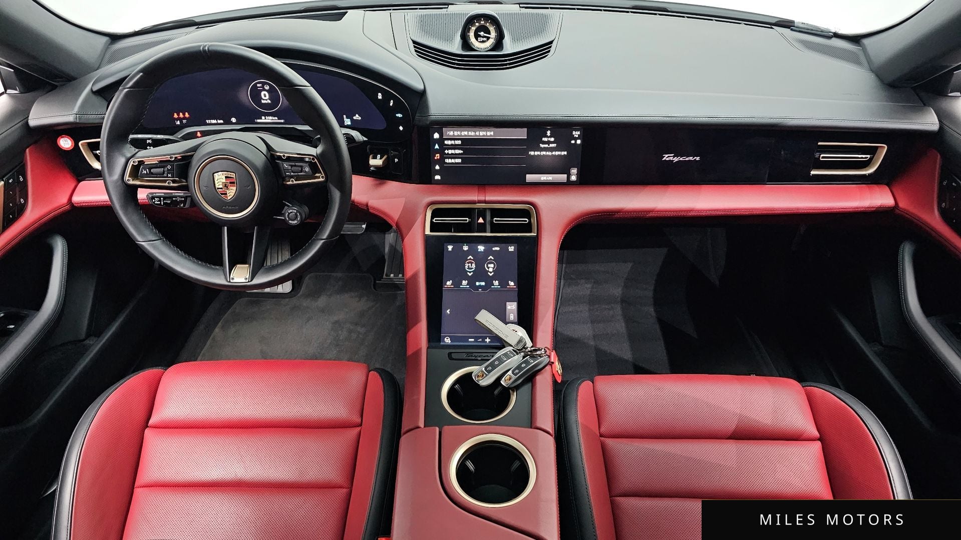 Porsche Taycan 2025 — миниатюра 7