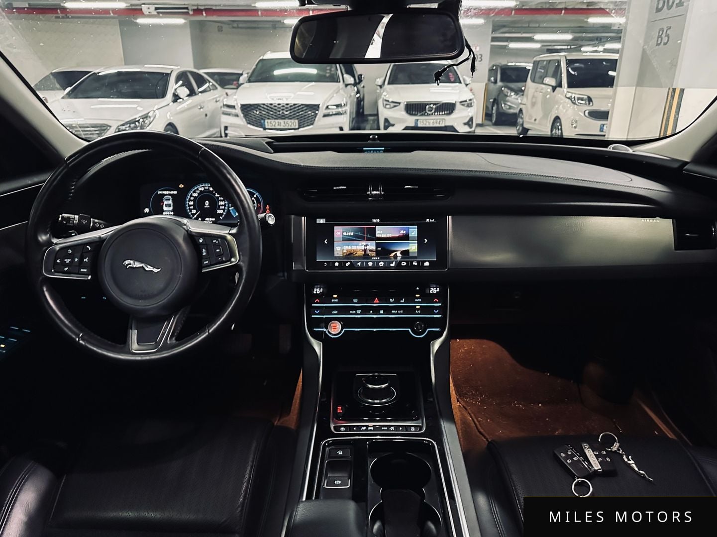 Jaguar XF (X260) 2018 — миниатюра 8