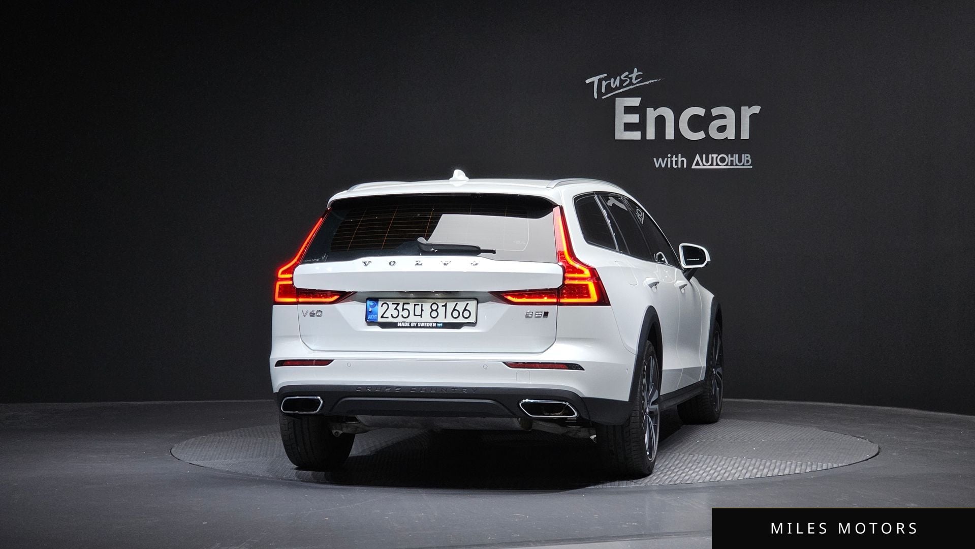 Volvo V60 크로스컨트리 2021 — миниатюра 4