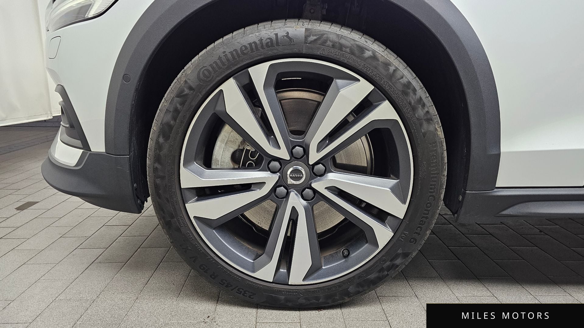 Volvo V60 크로스컨트리 2021 — миниатюра 5