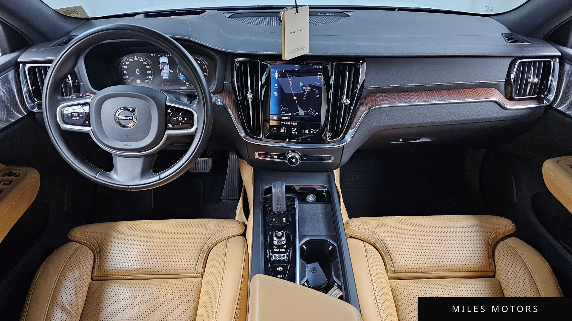 Volvo V60 크로스컨트리 2021 — миниатюра 7