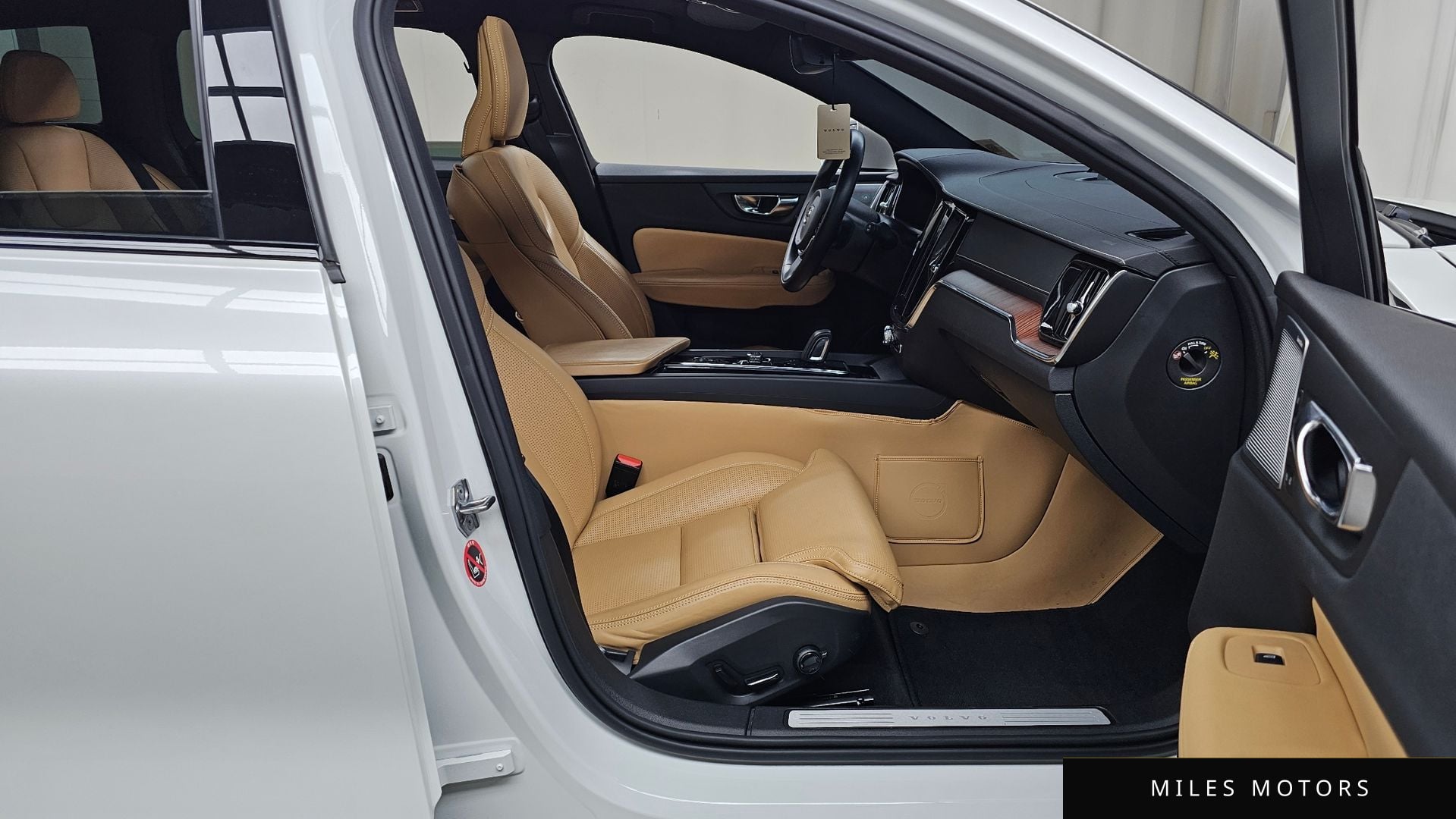 Volvo V60 크로스컨트리 2021 — миниатюра 11