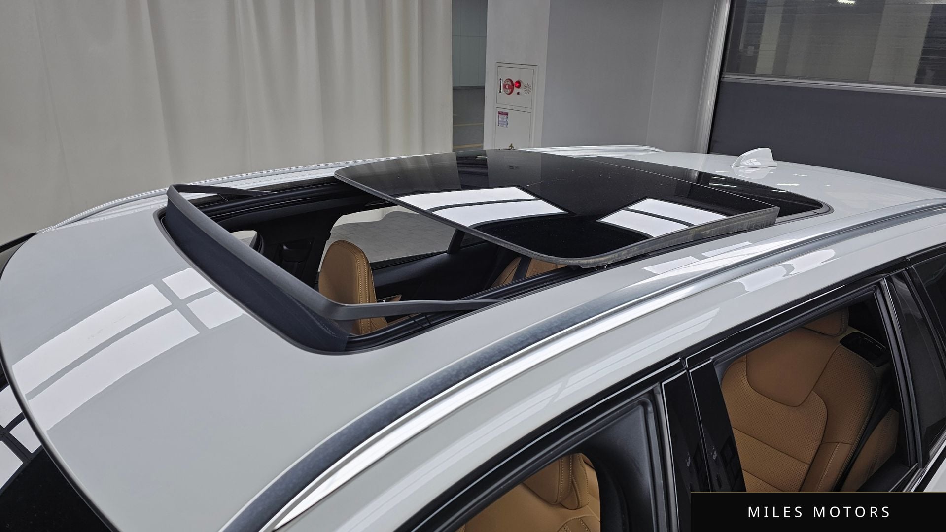 Volvo V60 크로스컨트리 2021 — миниатюра 19