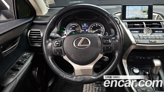 Лексус NX300h 2017 — миниатюра 19