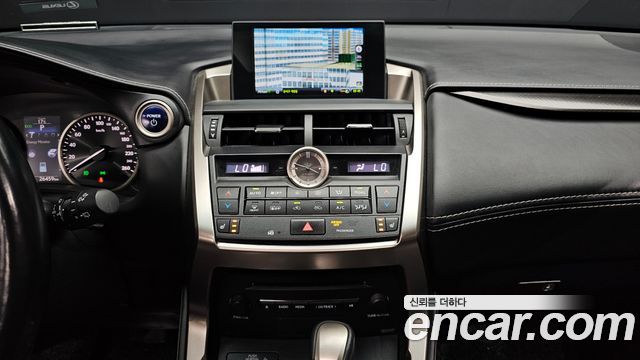Лексус NX300h 2017 — миниатюра 20