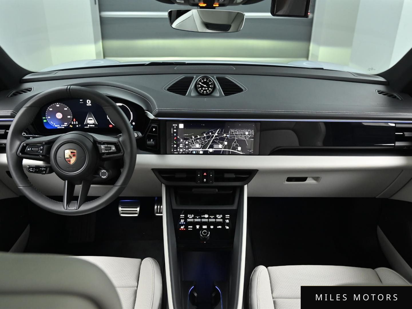 Porsche Macan 2025 — миниатюра 7