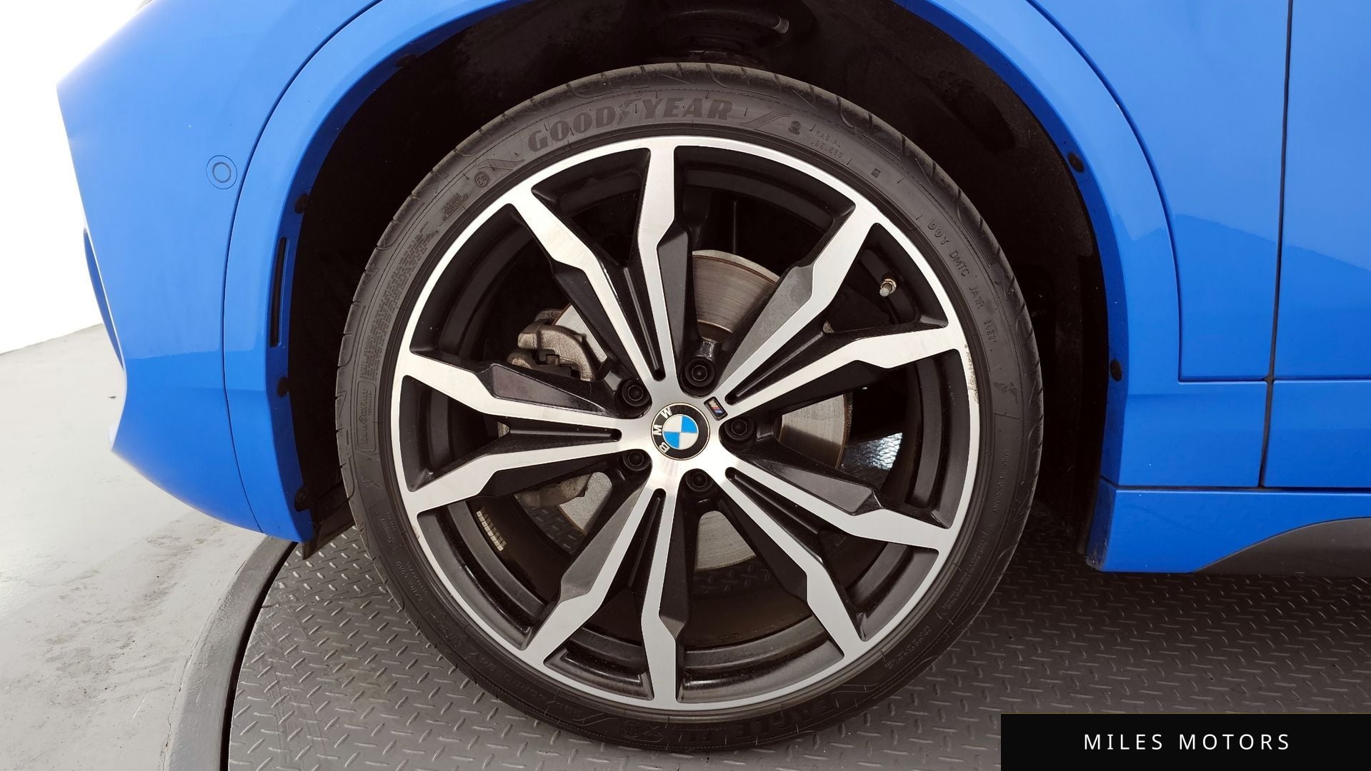 BMW X2 (F39) 2023 — миниатюра 5