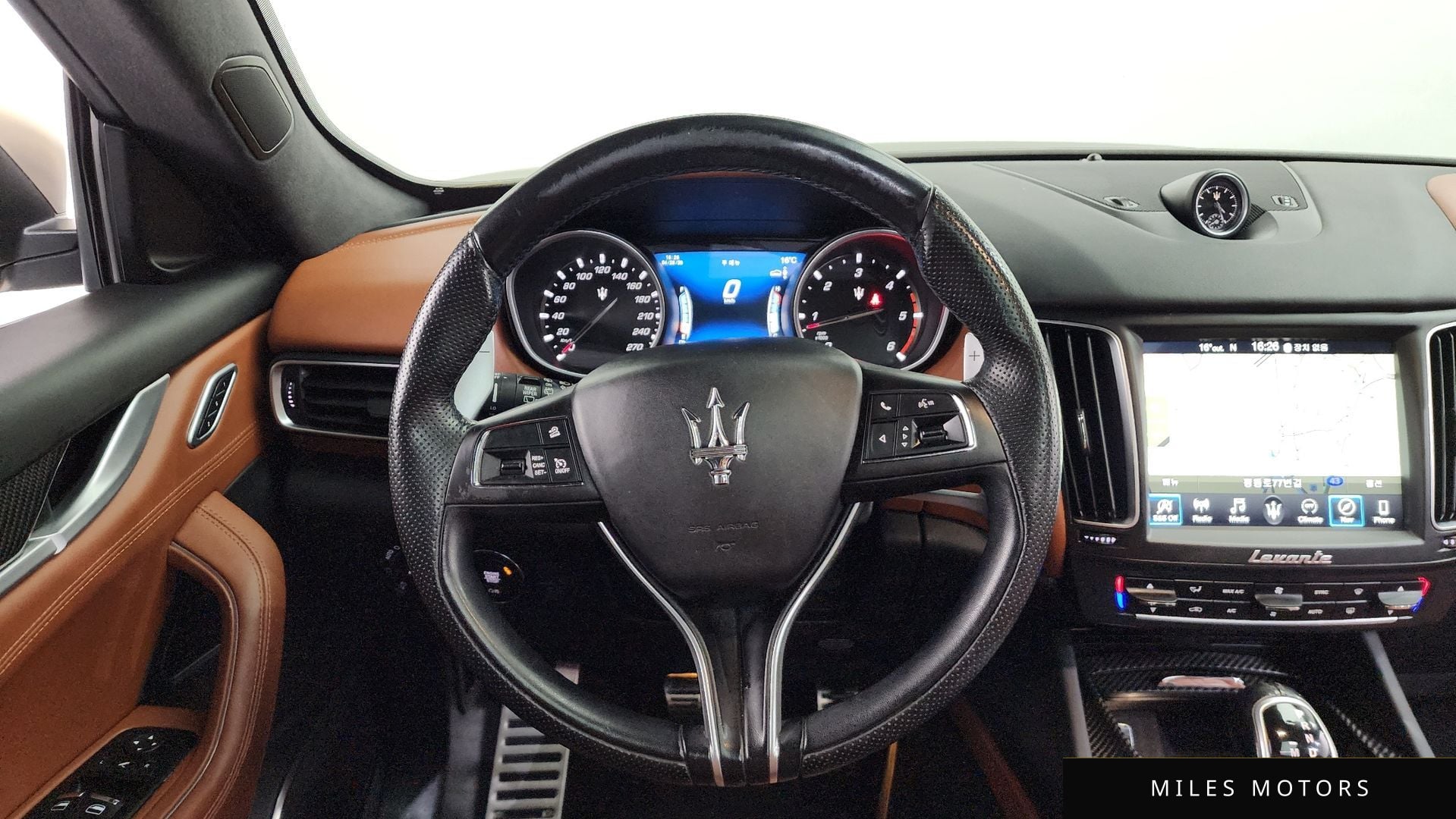 Maserati Levante 2018 — миниатюра 12