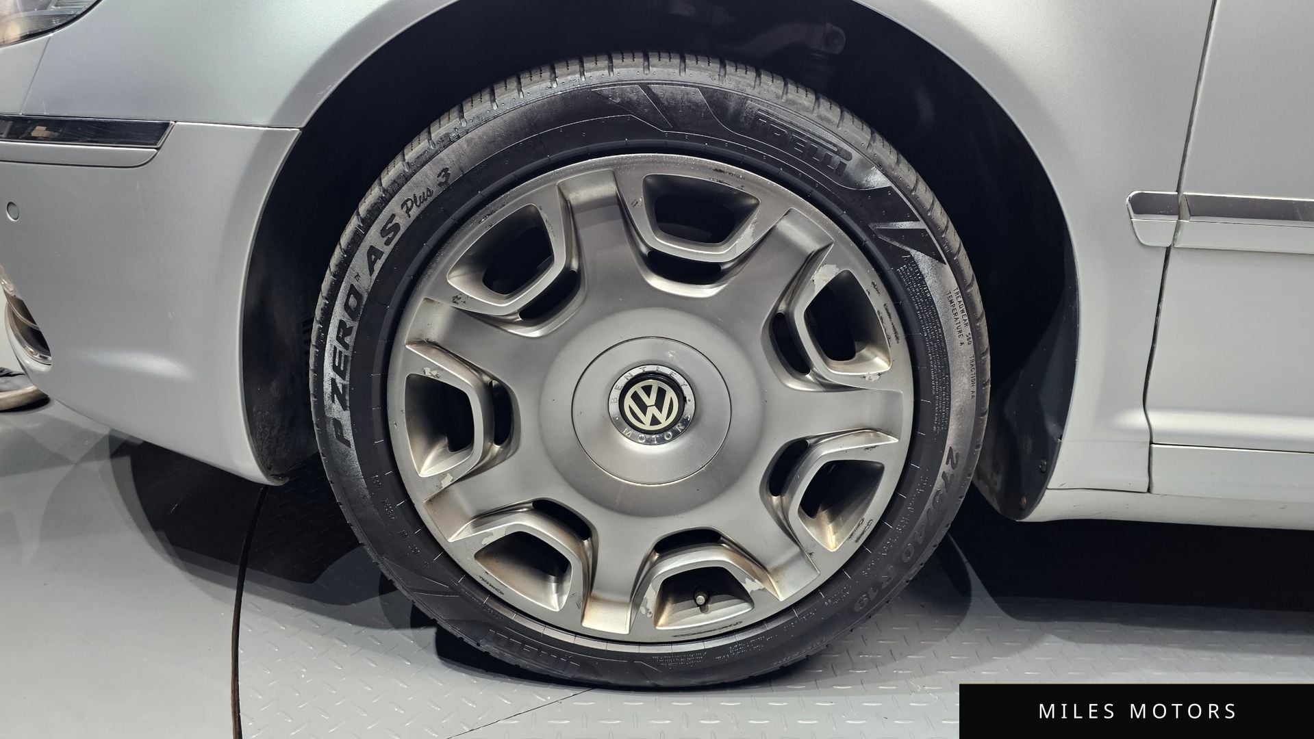 Volkswagen Phaeton 2015 — миниатюра 5