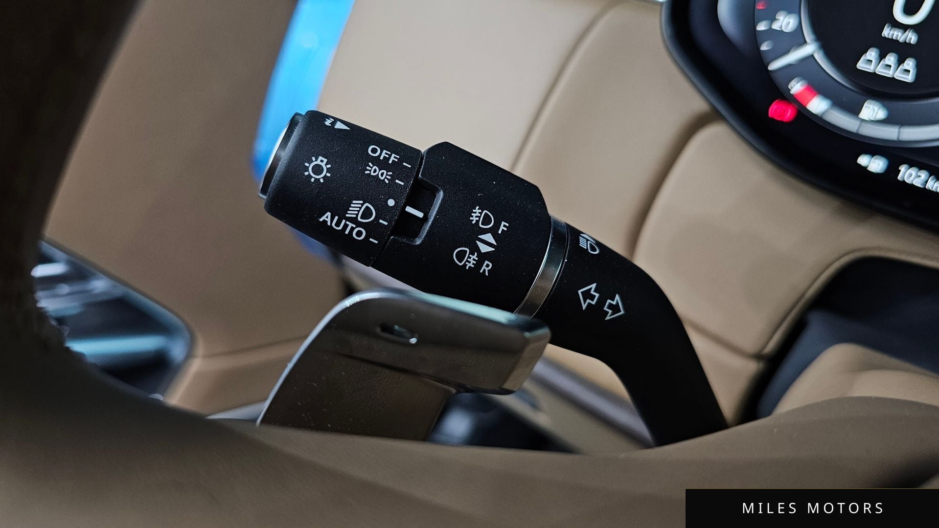 Land Rover 레인지로버 2025 — миниатюра 28