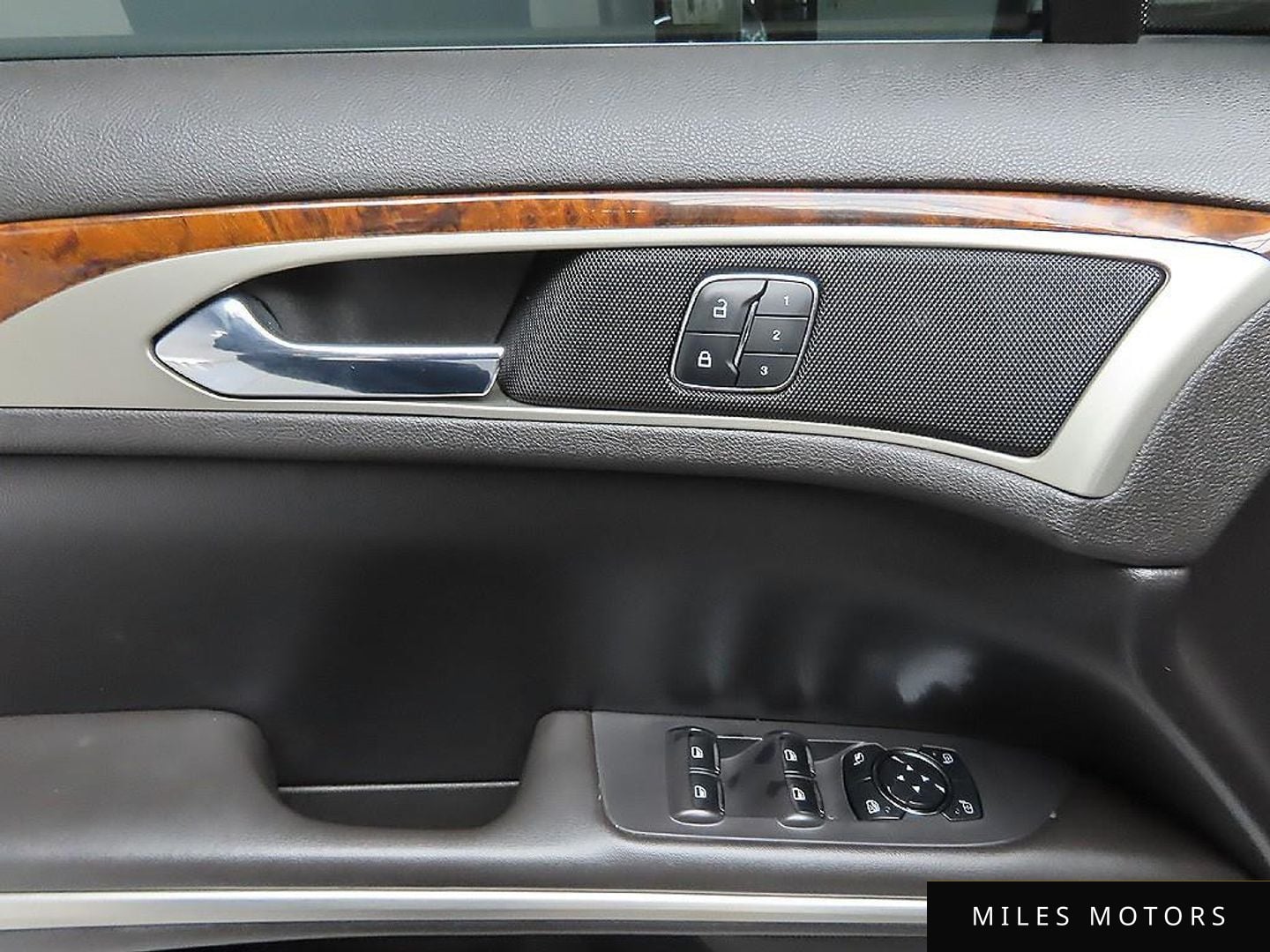 Lincoln MKZ 2014 — миниатюра 12