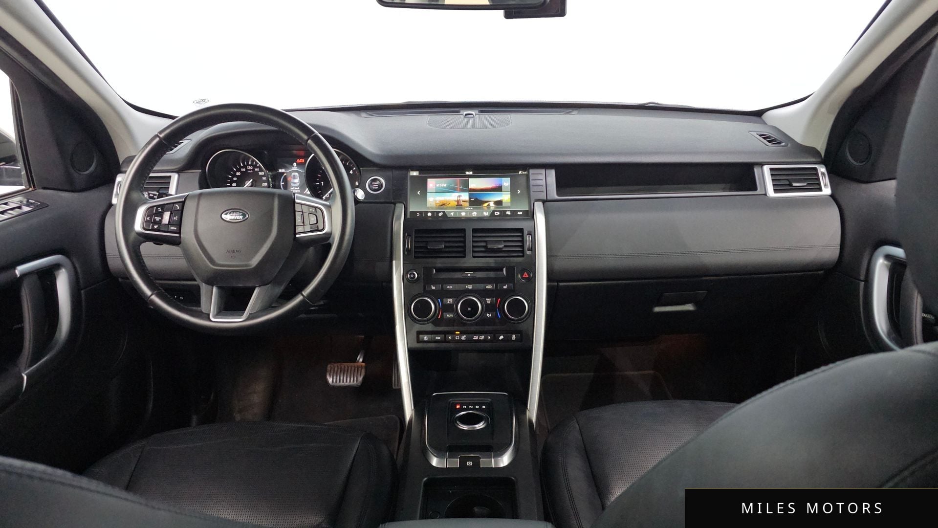 Land Rover Discovery Sport 2018 — миниатюра 10