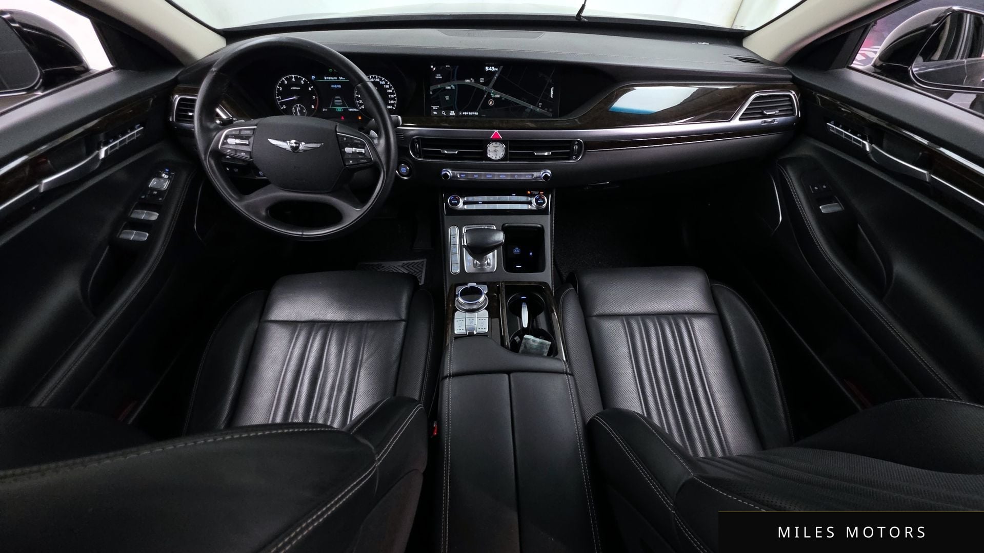 Genesis G90 2021 — миниатюра 7