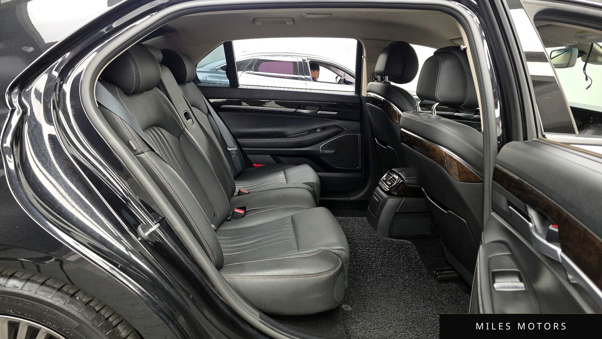 Genesis G90 2021 — миниатюра 12