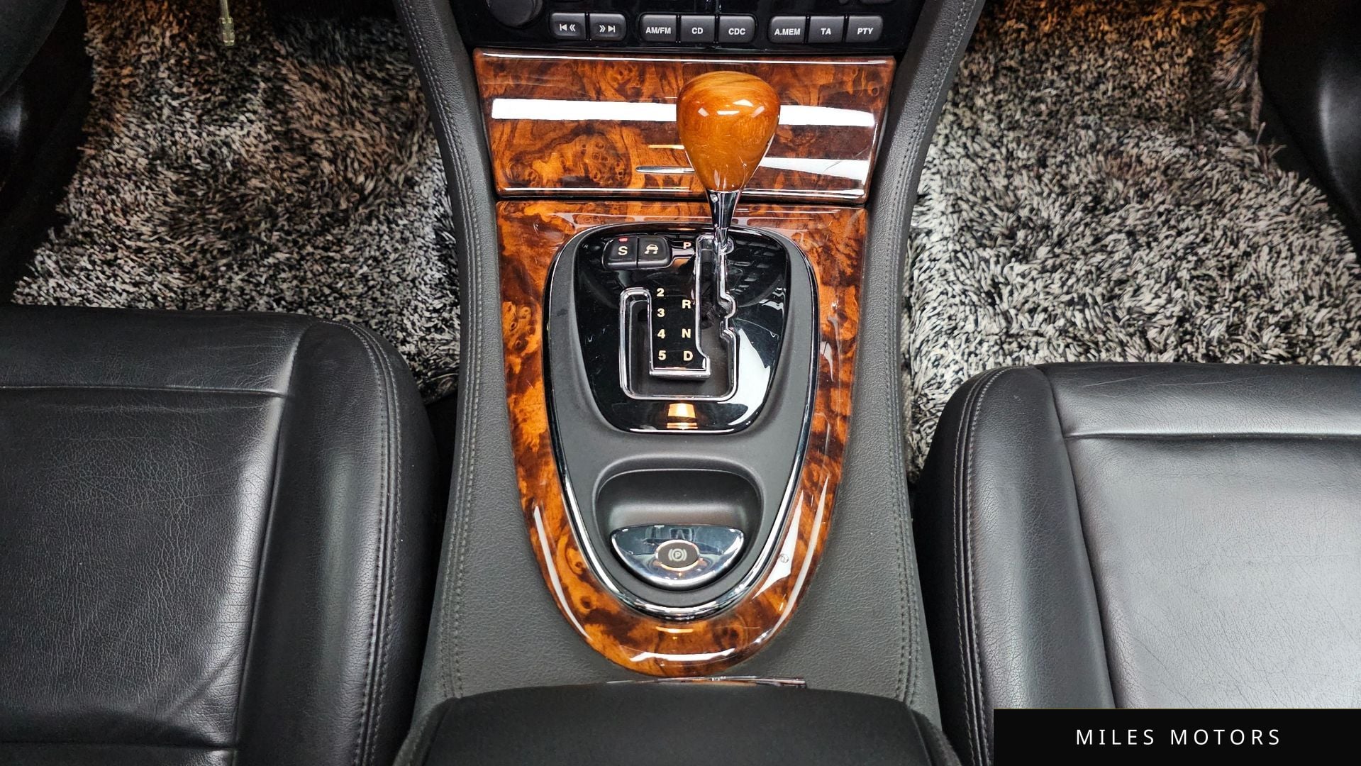 Jaguar XJ-8 2005 — миниатюра 9