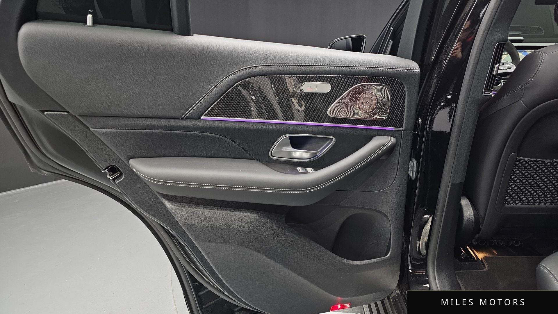 Mercedes-Benz GLE-Class W167 2023 — миниатюра 15