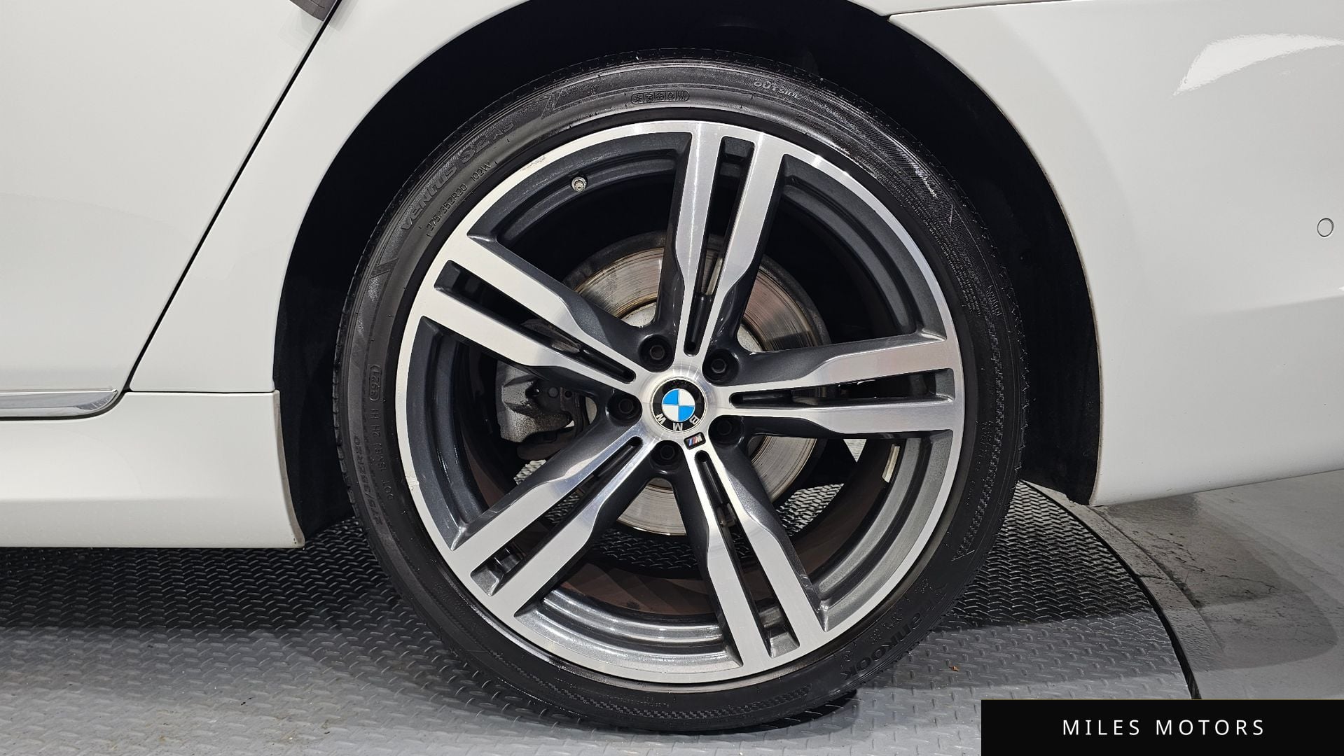 BMW 7시리즈 (G11) 2018 — миниатюра 7