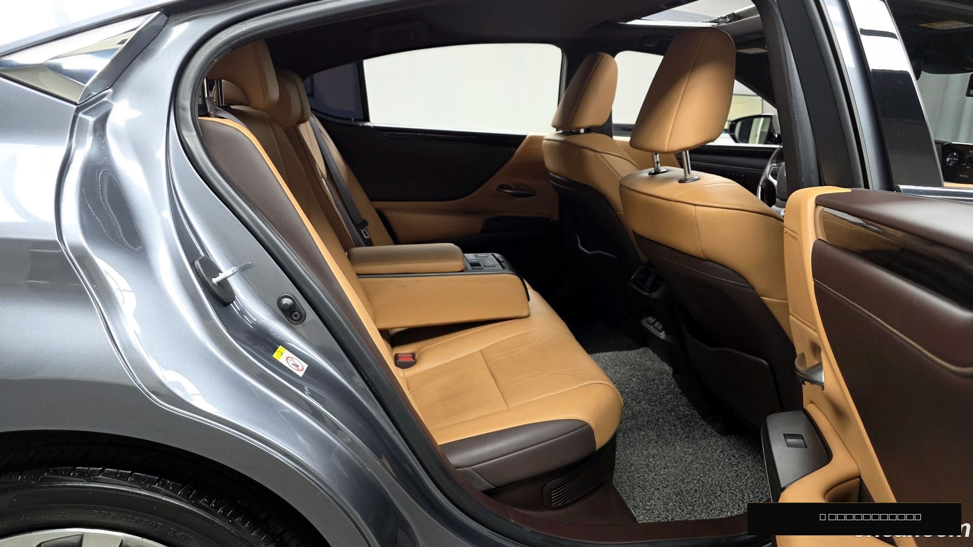 Лексус ES300h 2019 — миниатюра 12