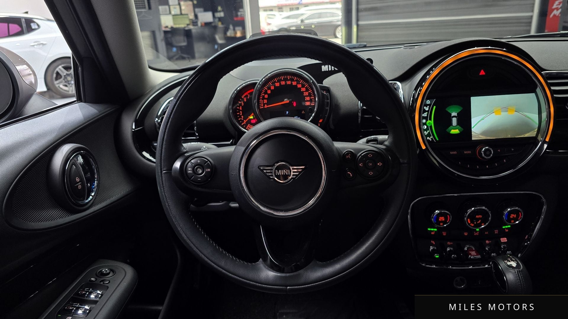 MINI 쿠퍼 클럽맨 2019 — миниатюра 19