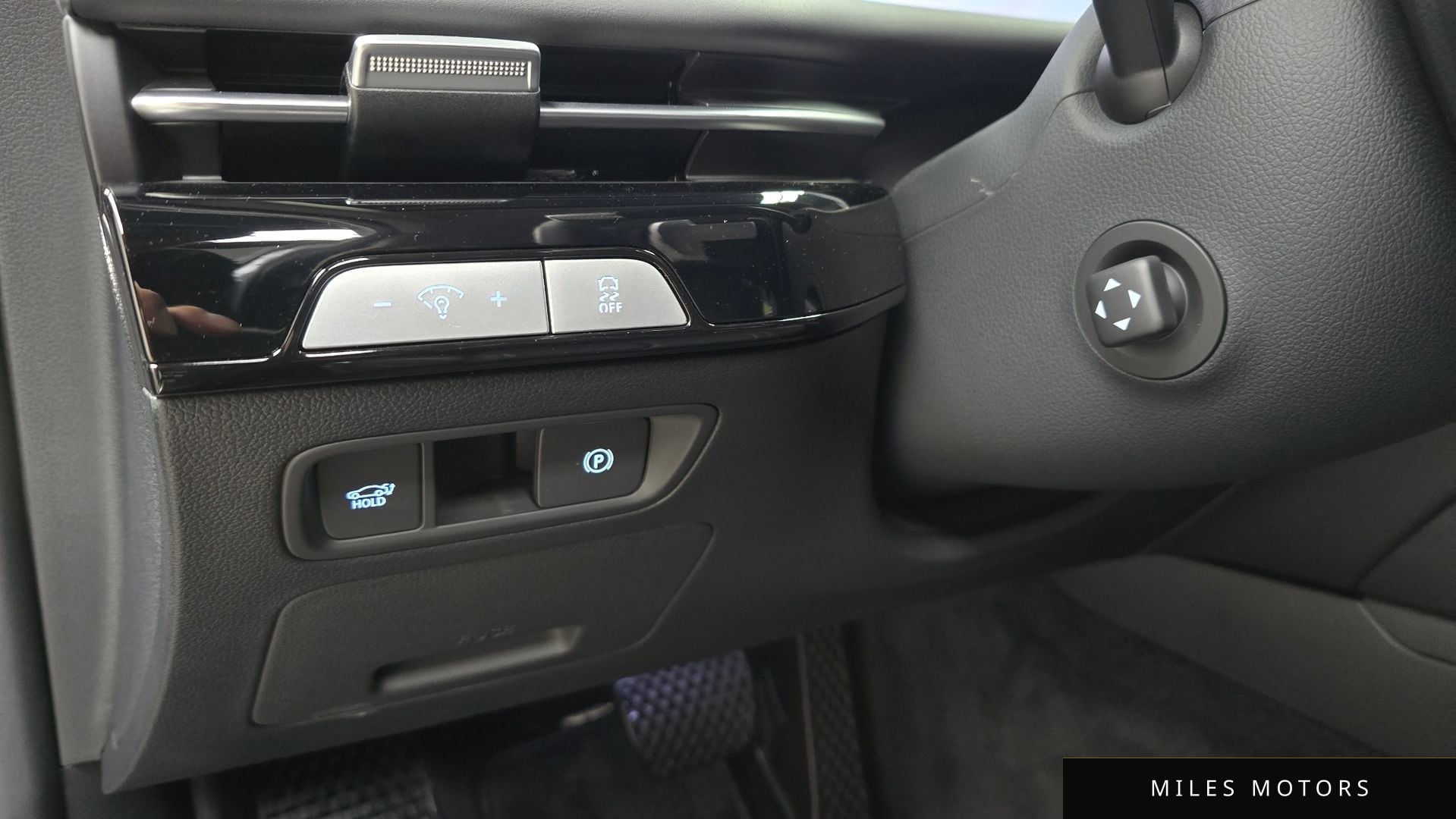 Genesis G80 (RG3) 2025 — миниатюра 25