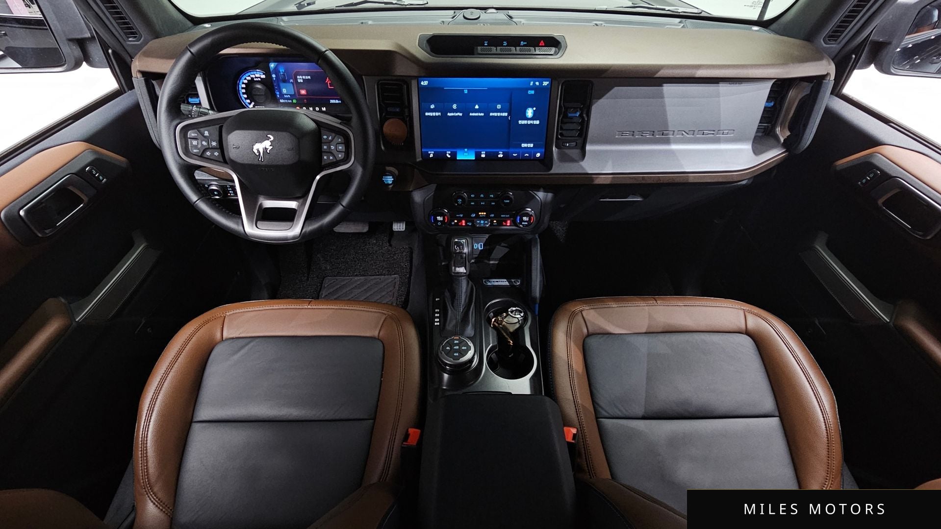 Ford Bronco 2023 — миниатюра 9