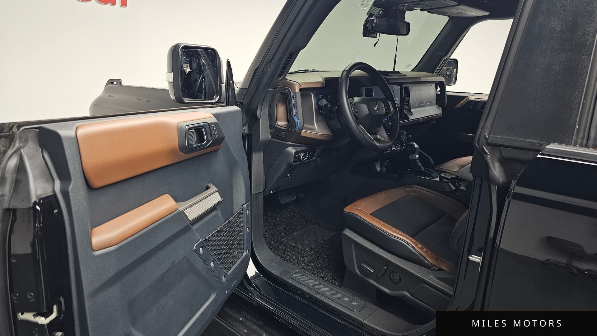 Ford Bronco 2023 — миниатюра 12