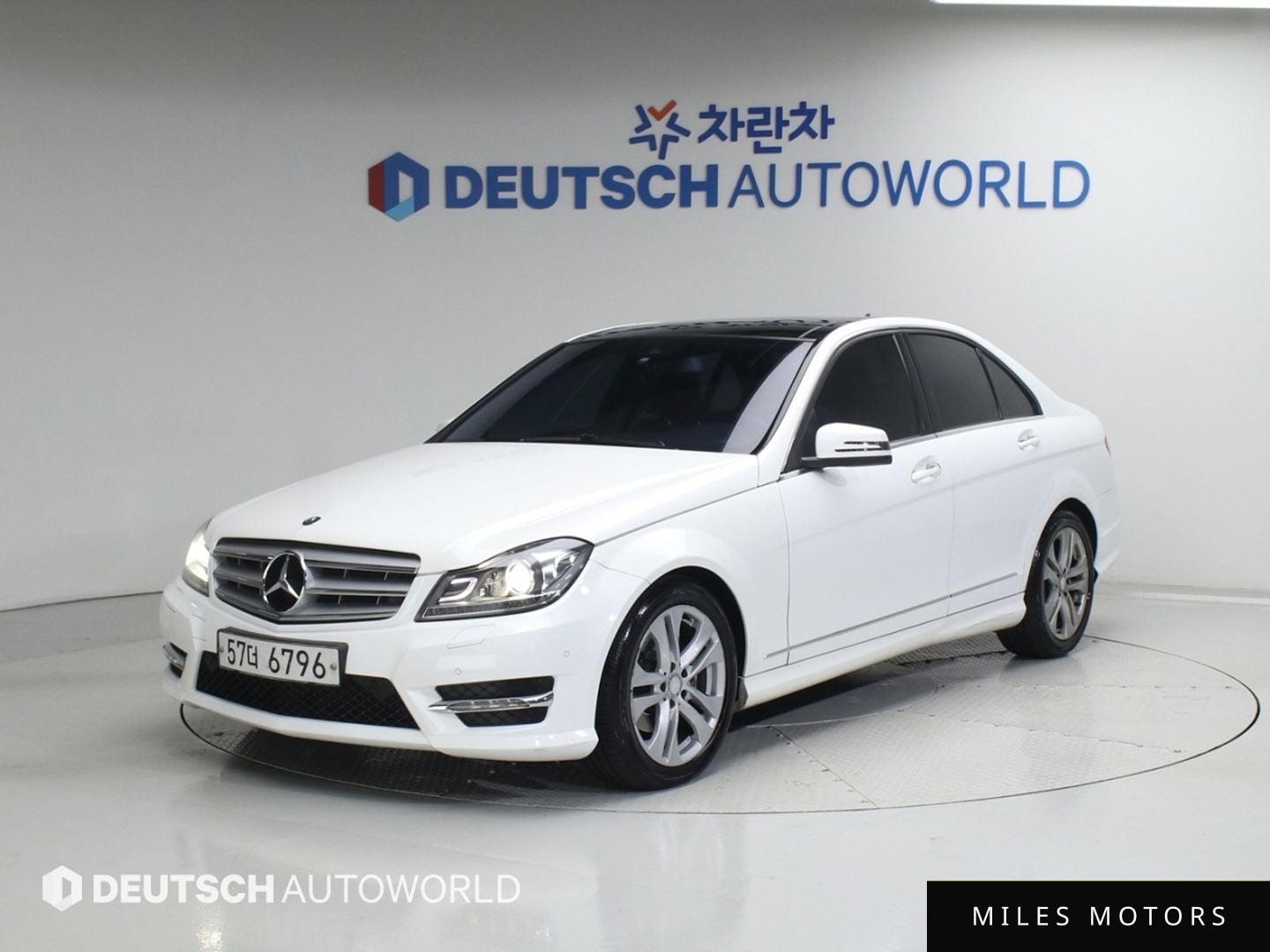 Mercedes-Benz C-Class W204 2013 — фото 1 из 12
