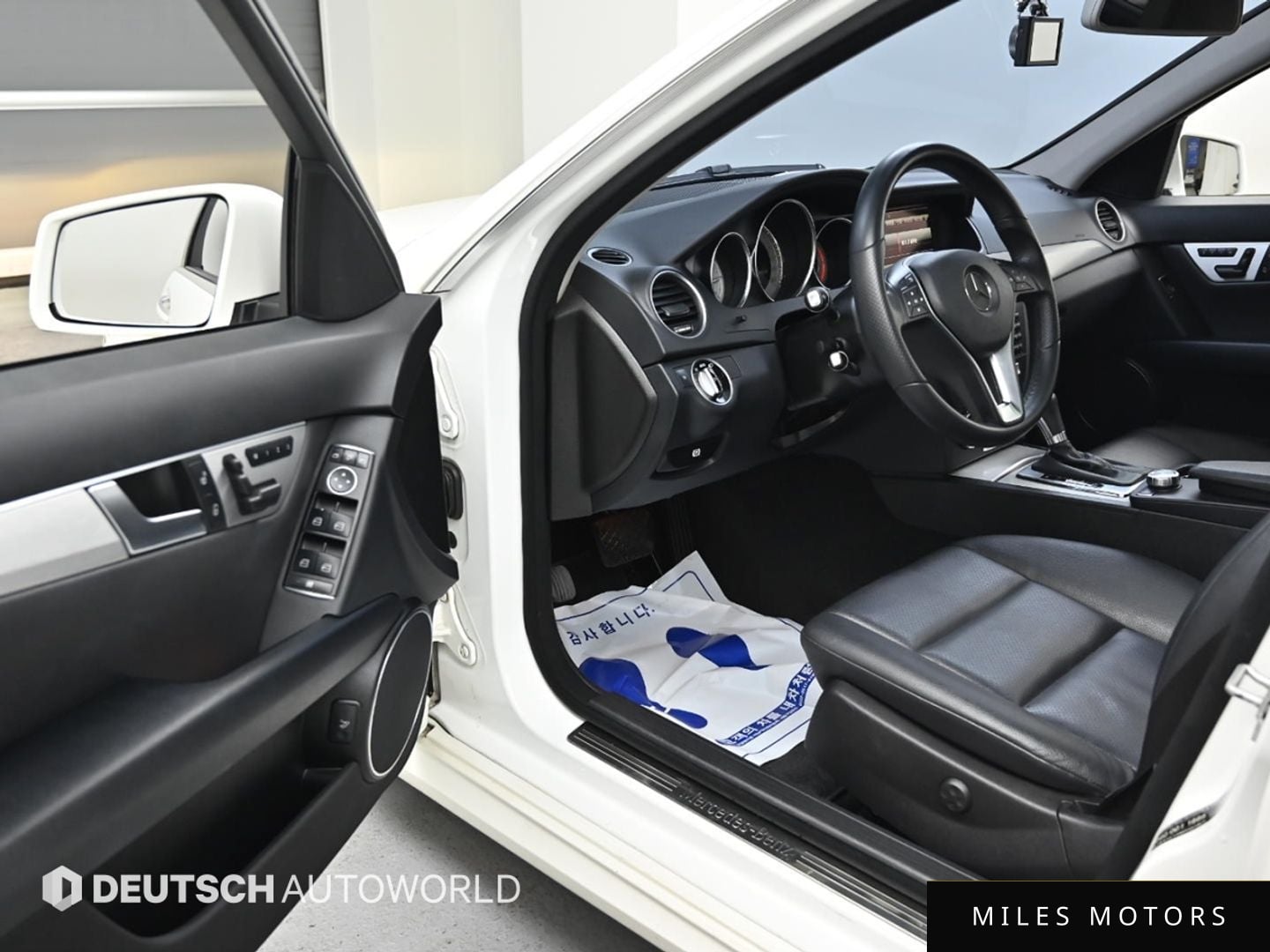 Mercedes-Benz C-Class W204 2013 — миниатюра 11