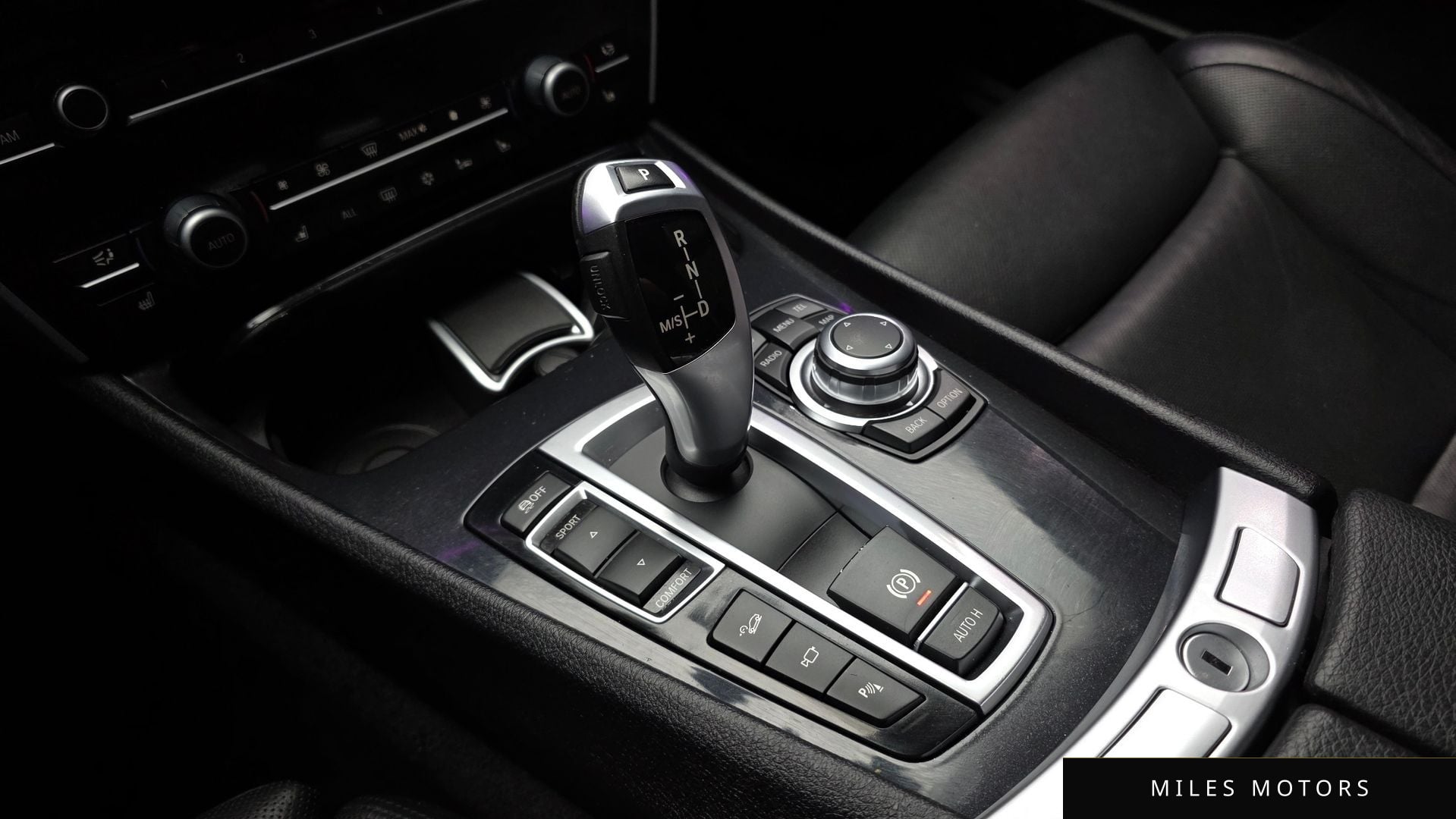 BMW 5 Series GT (F07) 2012 — миниатюра 9