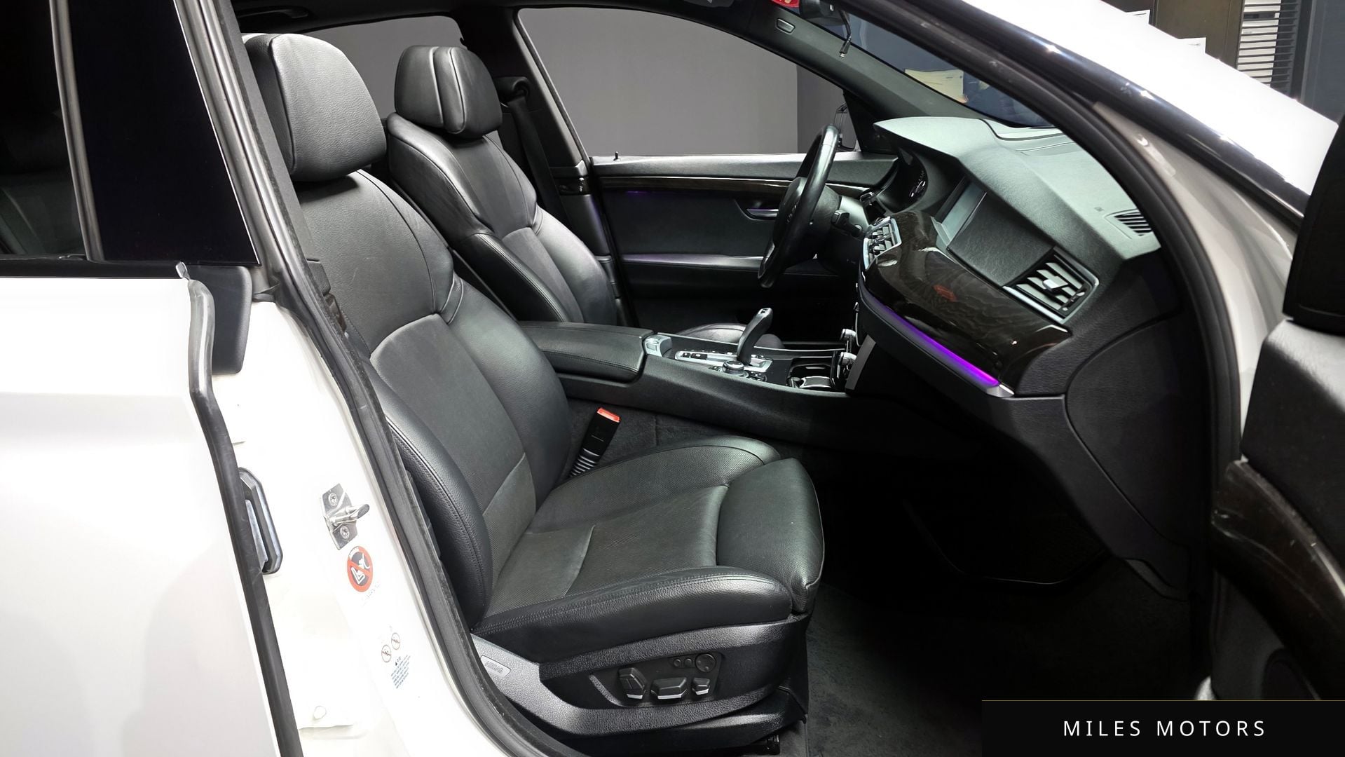 BMW 5 Series GT (F07) 2012 — миниатюра 11