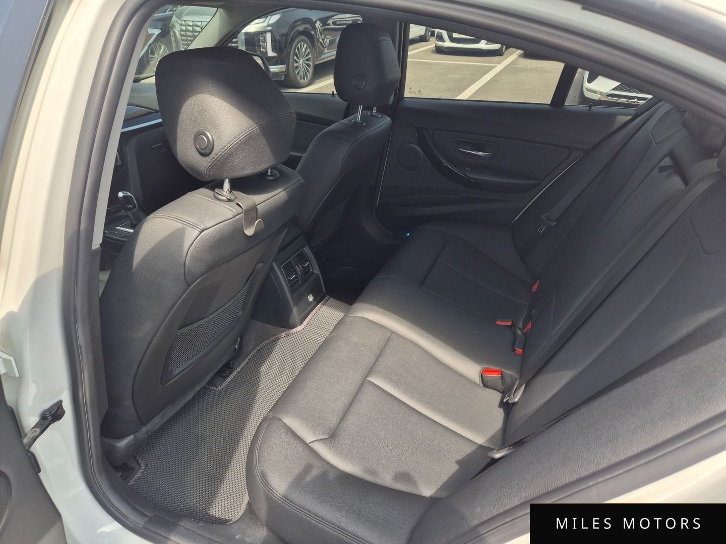BMW 3 Series (F30) 2017 — миниатюра 10
