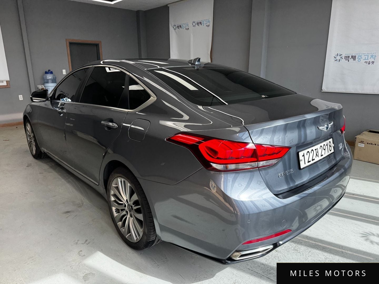 Hyundai Genesis 2016 — миниатюра 2