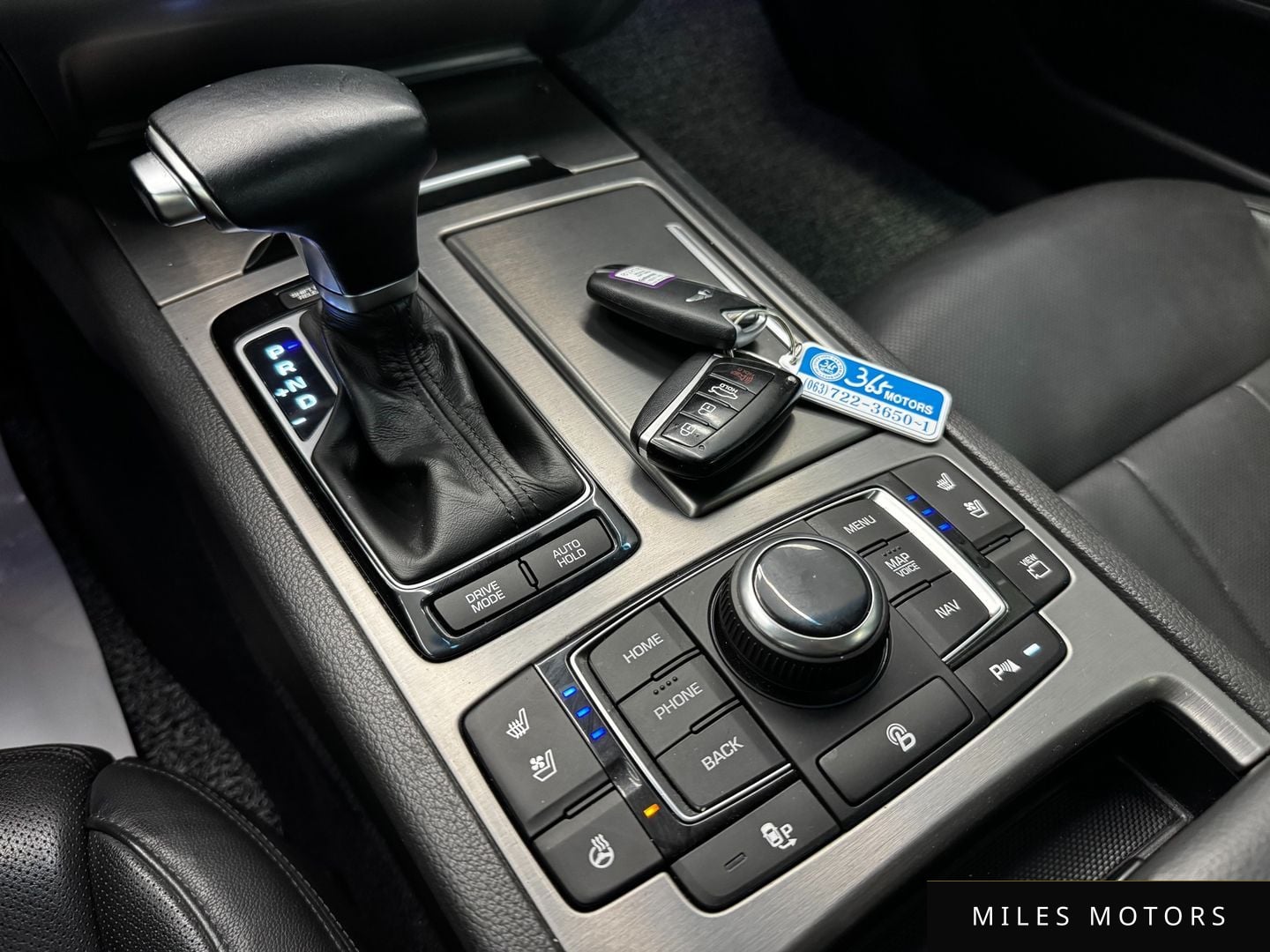 Hyundai Genesis 2016 — миниатюра 9