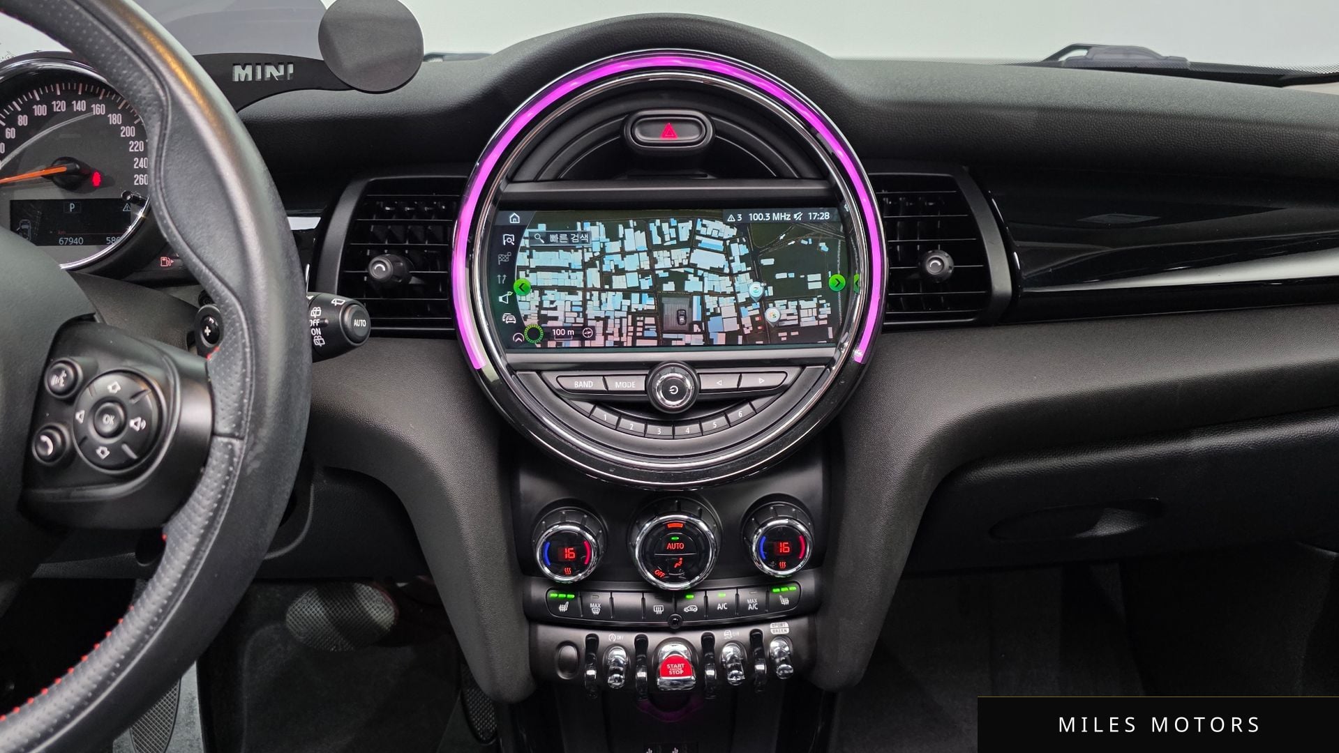 MINI Cooper S 2020 — миниатюра 12