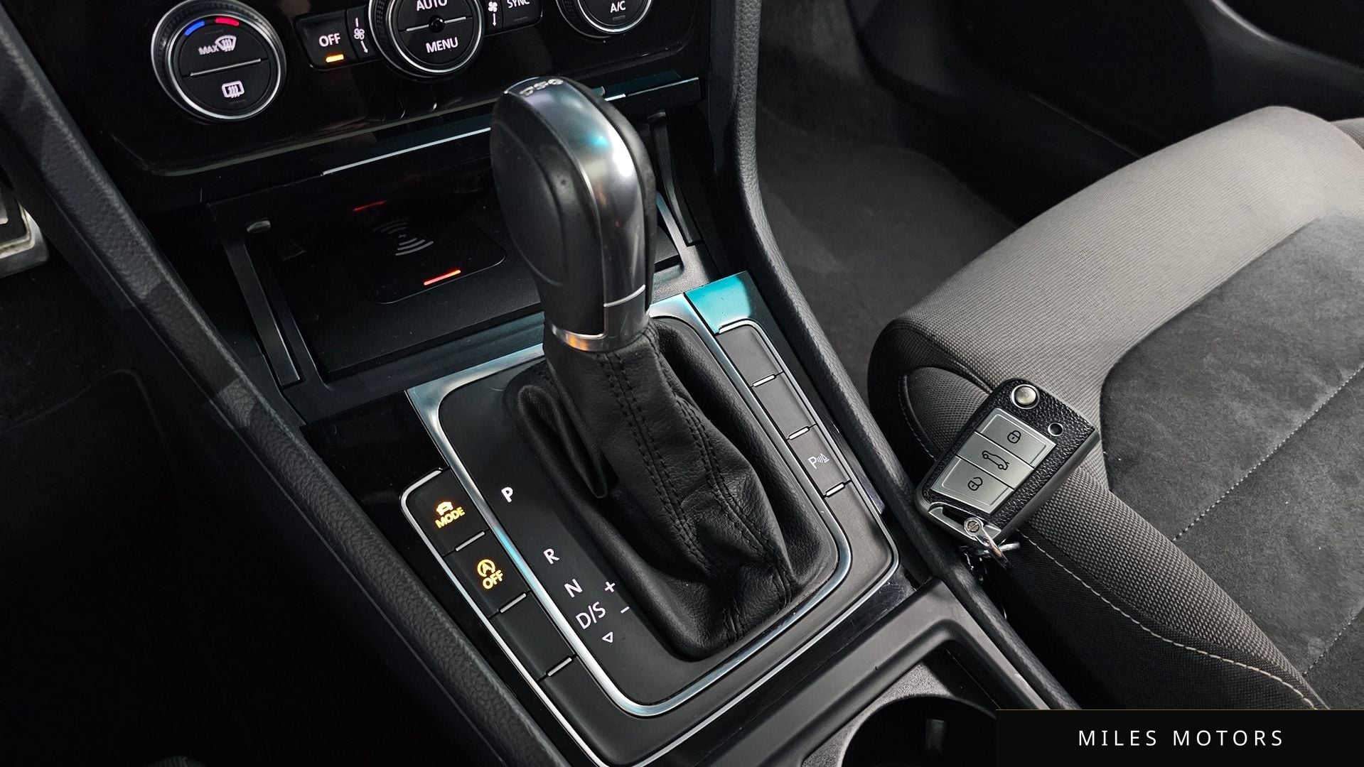 Volkswagen 골프 2015 — миниатюра 9