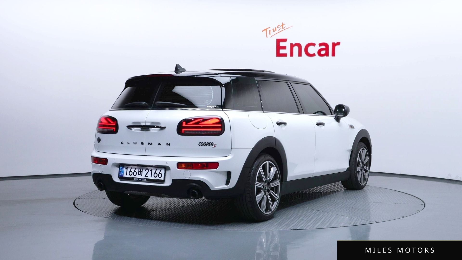 MINI 쿠퍼 S 클럽맨 2024 — миниатюра 4